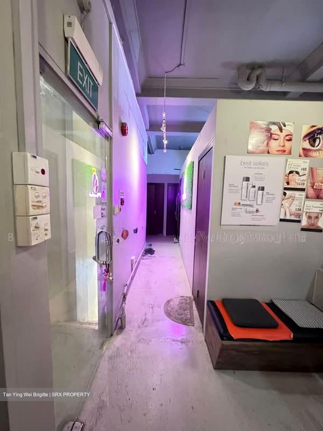 Liang Seah Place (D7), Shop House #614878641